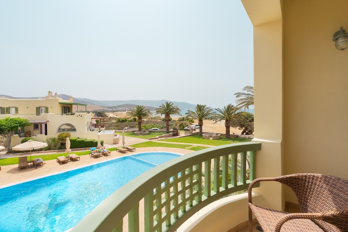 Naxos — Finikas Beach Hotel — gallery