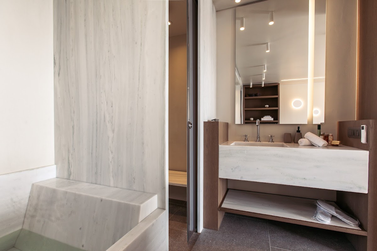 Naxos — Santana Beach Suites — gallery