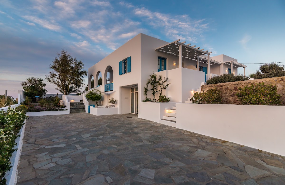 Milos — Eiriana Luxury Suites — gallery
