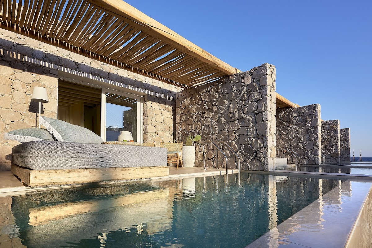 Milos — Artemis Seaside Resort — gallery