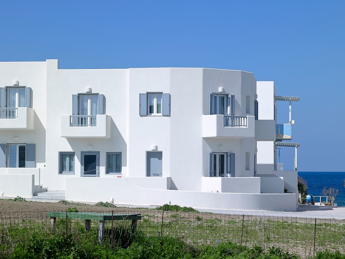 Milos — Garifalakis Comfort Rooms — gallery