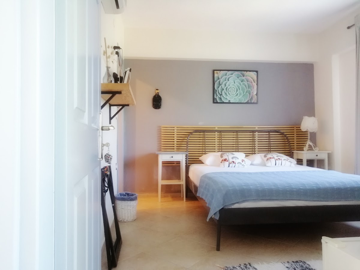 Bozcaada — Ege Han Butik Otel Aegea Inn — gallery