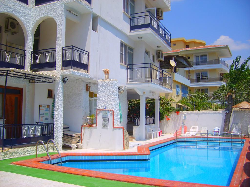 Kuşadası — Fortin Pansiyon — gallery