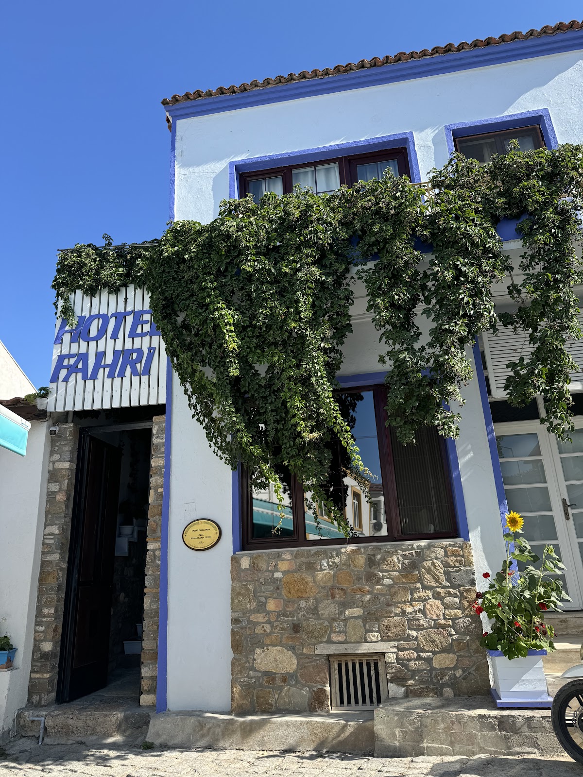 Bozcaada — Hotel Fahri Bozcaada — gallery