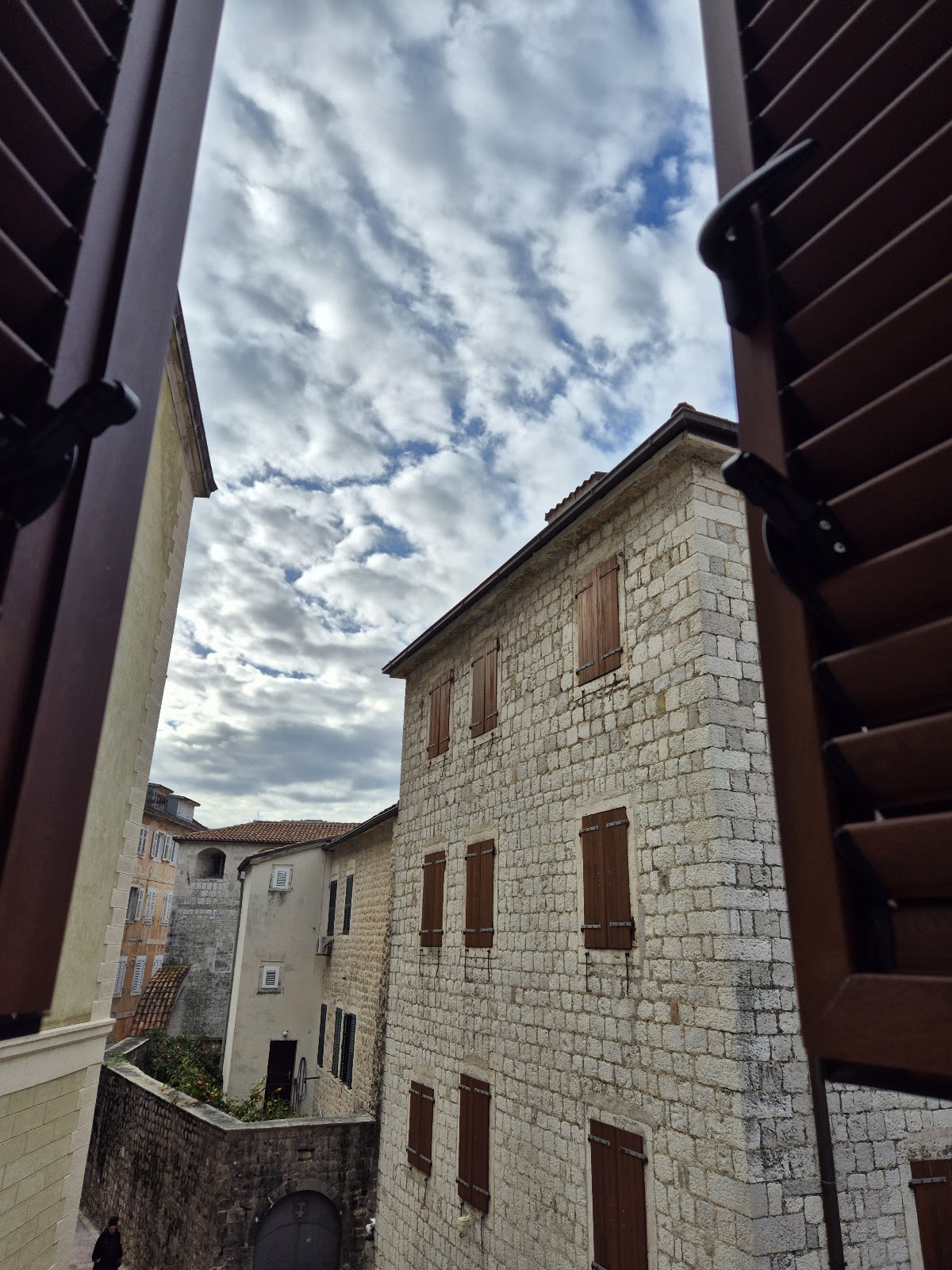 Kotor — Lana Ena Apartments — gallery