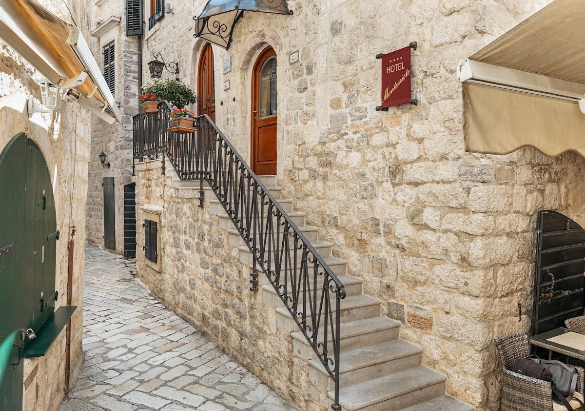 Kotor — Hotel Monte Cristo — galeri