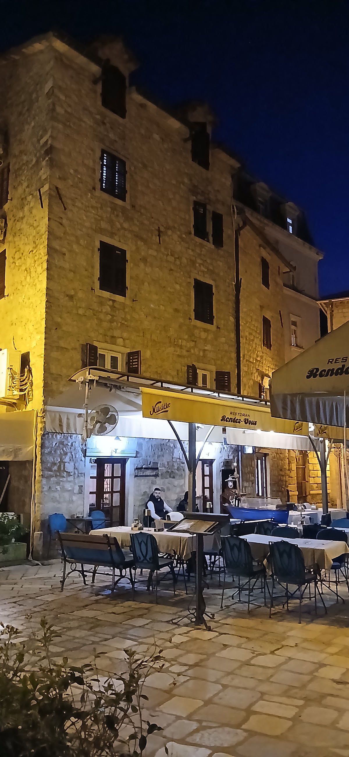 Kotor — Rendez Vous — galeri