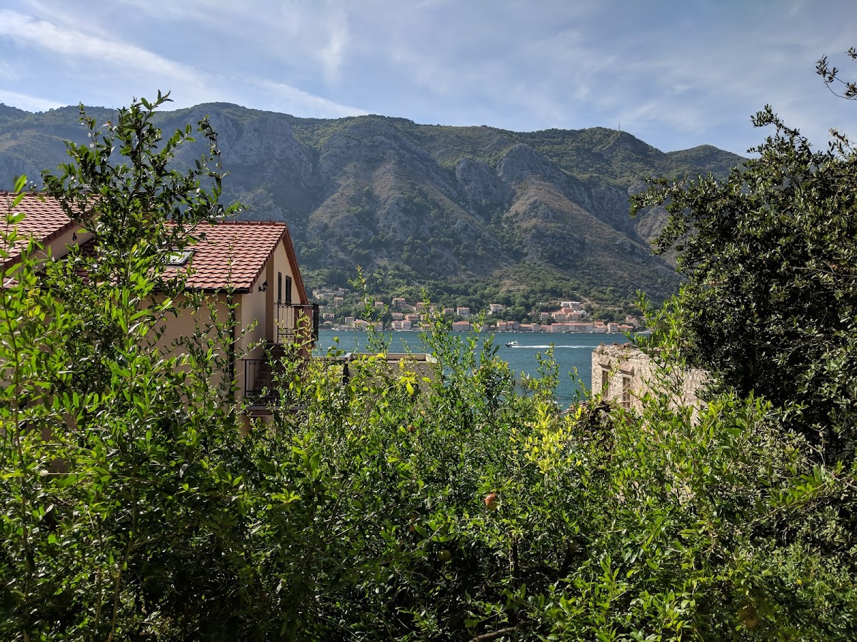 Kotor — Houseapart — galeri
