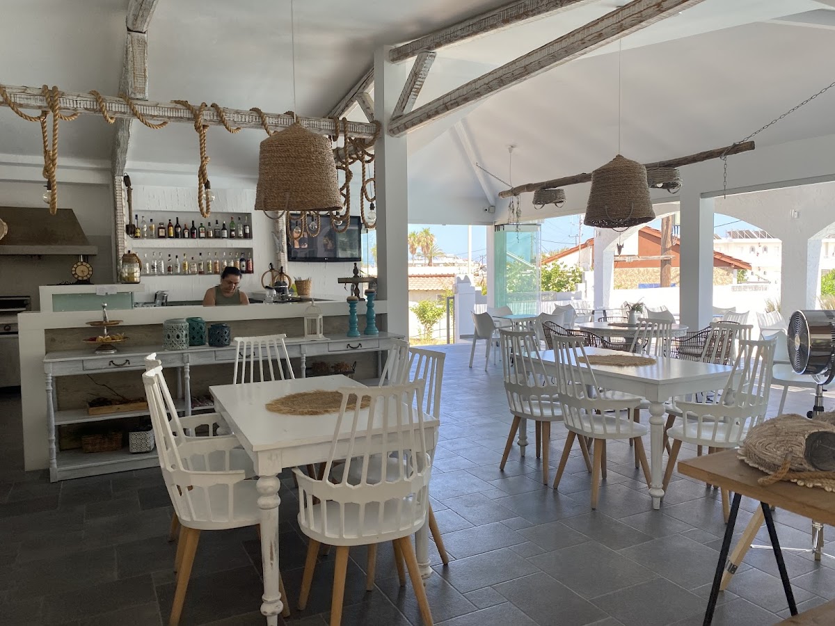 Rhodos — Malibu Boutique Studios — galeri