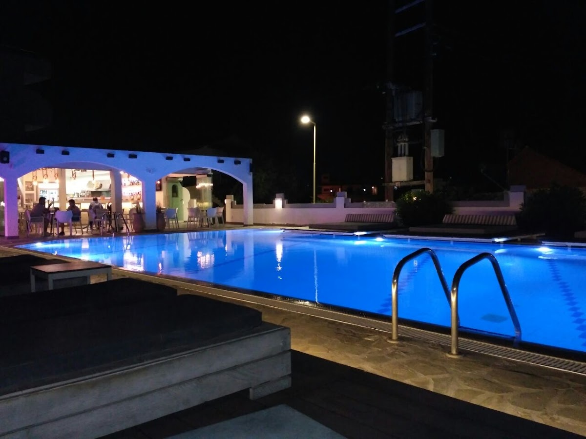 Rhodos — Malibu Boutique Studios — galeri