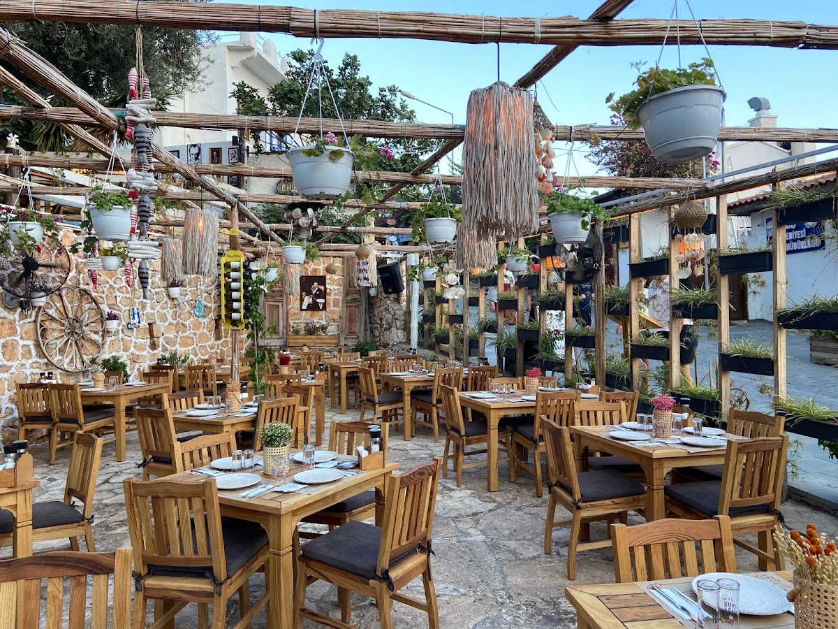 Kaş — Ehlikeyf Meyhane Kas - Kaş'ın Sevilen Meyhanesi — galeri