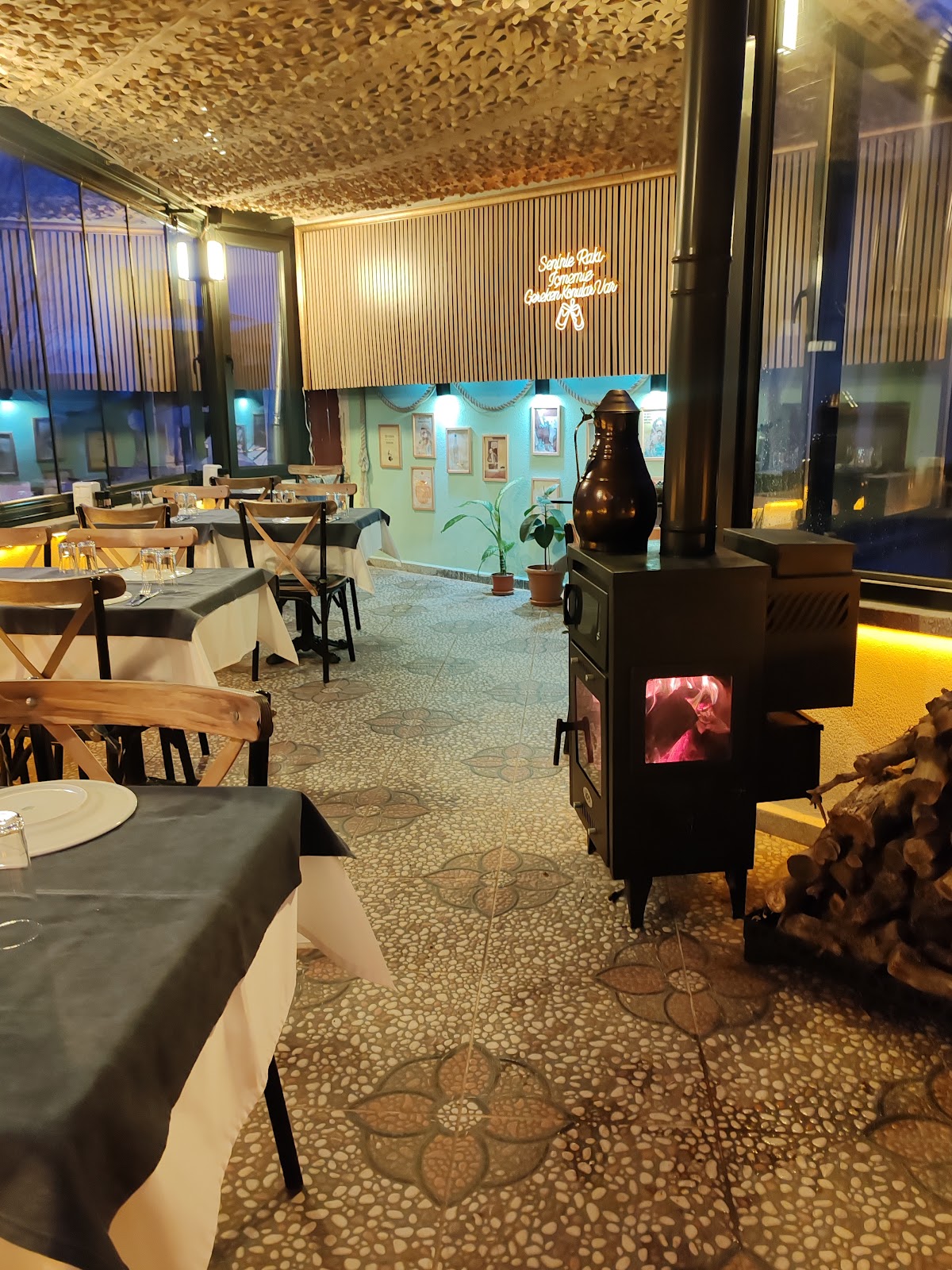 Gökçeada — Imroz Ara Meyhane Filos — gallery