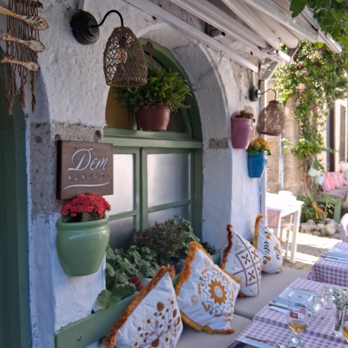 Alaçatı — Dem Alacati Meyhane — gallery