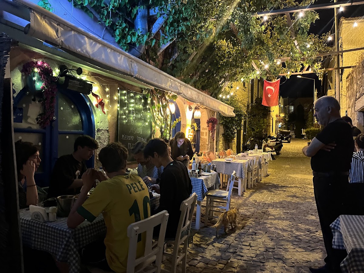 Alaçatı — Dem Alacati Meyhane — galeri