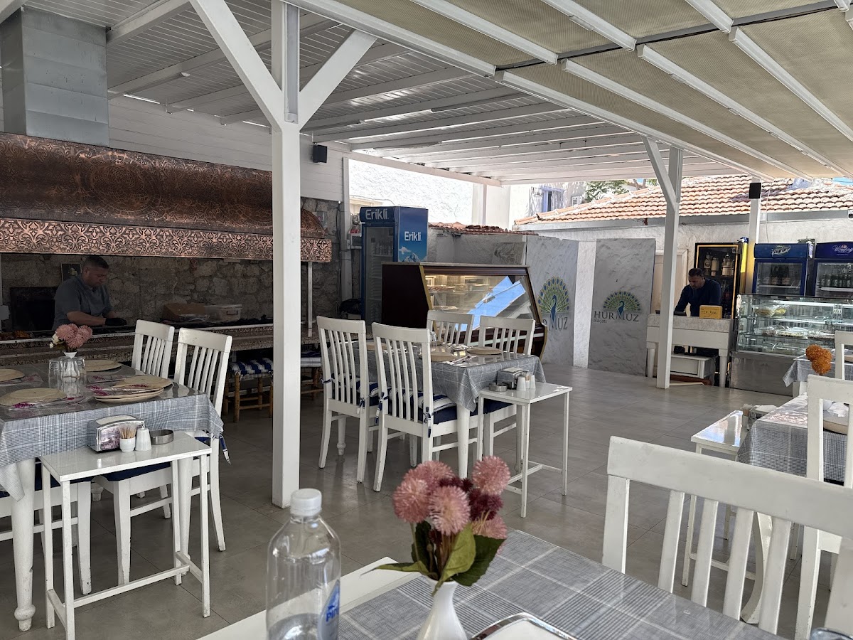 Alaçatı — Hurmuz Ocakbasi Kebap Restoran Alacati — galeri