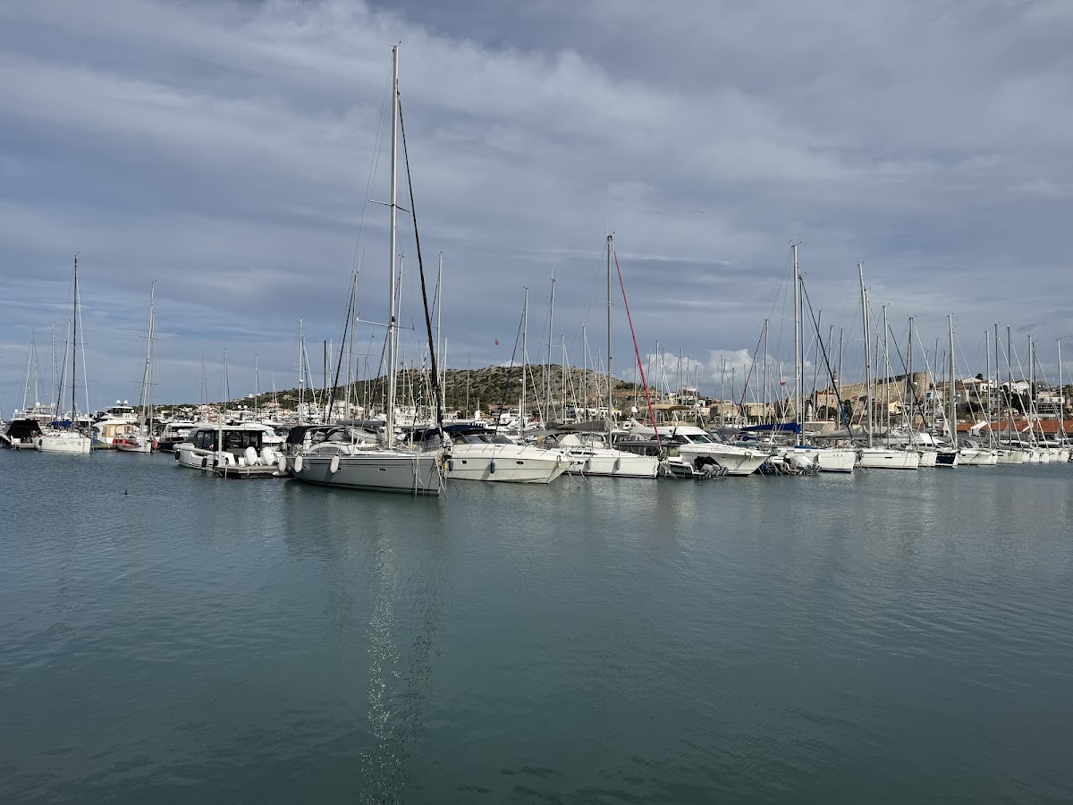 Çeşme — Sade Cesme Marina — galeri