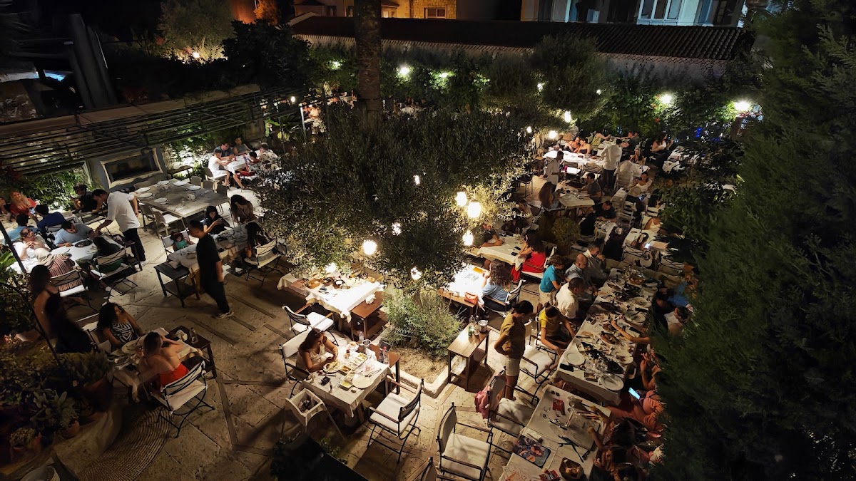 Çeşme — Fava Alacati — galeri