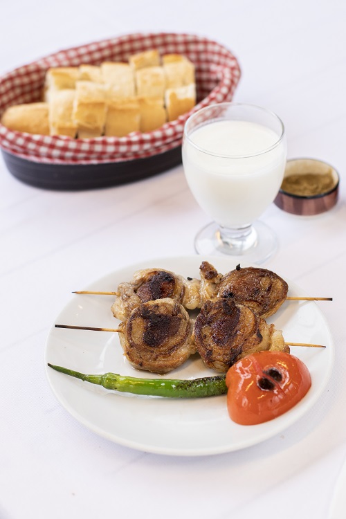 Gökçeada — Imroz Arnaki Ada Lokantasi - Gökçeada Lezzet Durakları — galeri