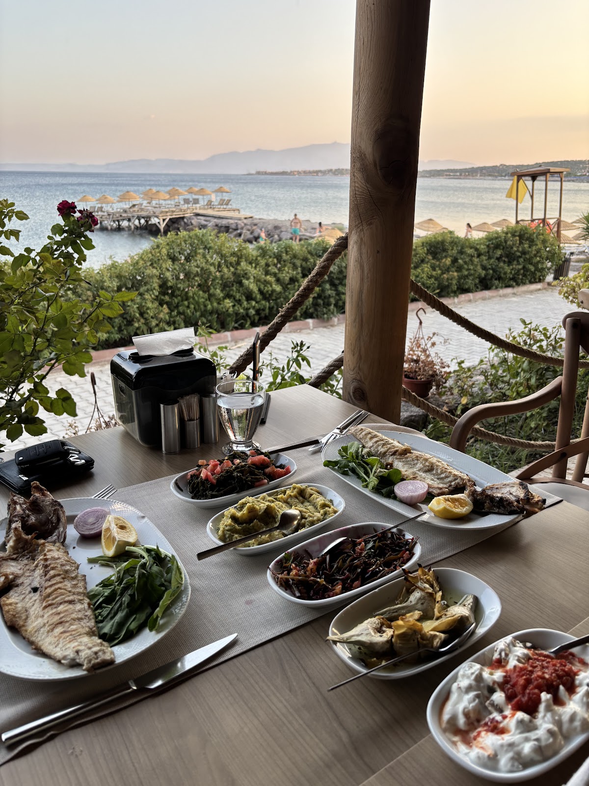 Behram — Assos Oveliskos Restaurant - Behram Çanakkale — galeri