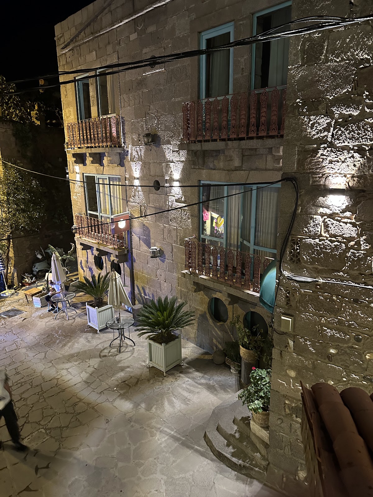 Behram — Assos Kervansaray Restoran - Behram'da Lezzet Durağı — galeri