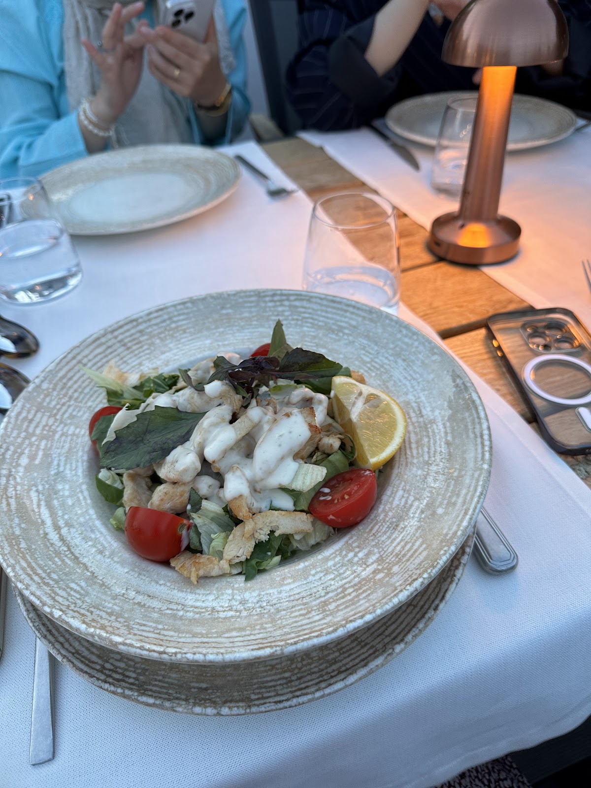 Behram — Assos Kervansaray Restoran - Behram'da Lezzet Durağı — galeri