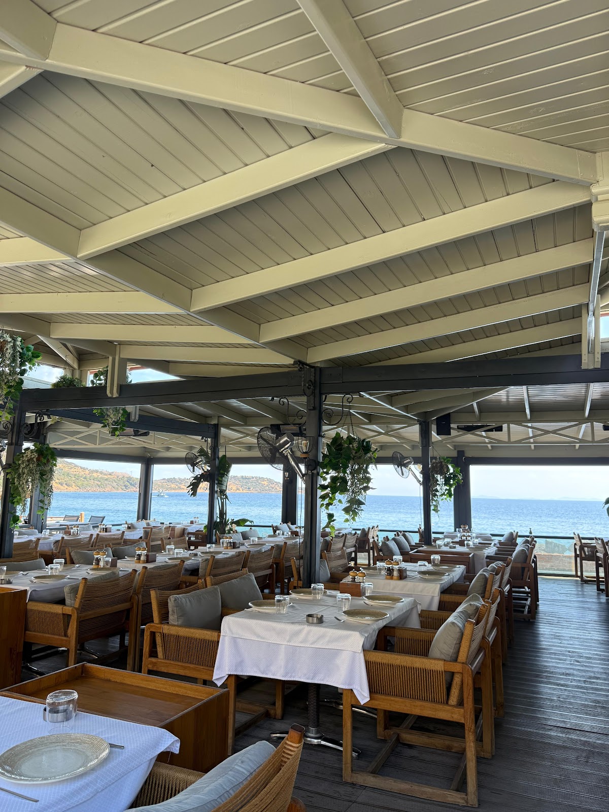 Behram — Barboon Restaurant Behram - Samimi ve Lezzetli Mekan — galeri