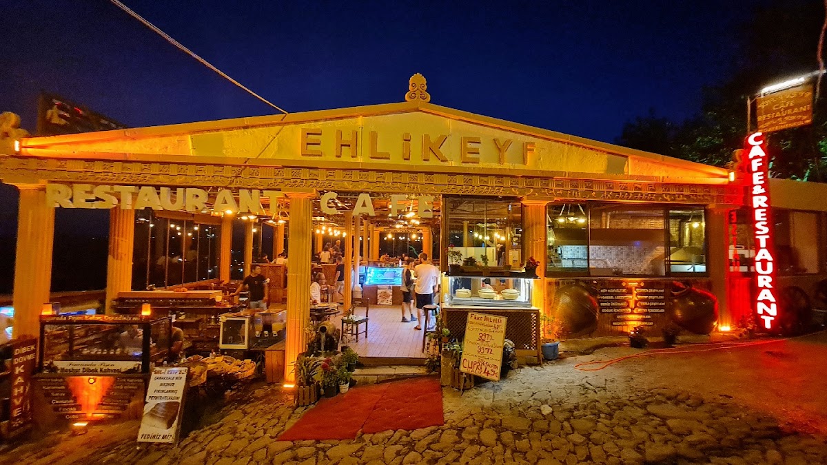 Behram — Assos Ehli Keyf Cafe Behramkale - Behram Çanakkale — galeri