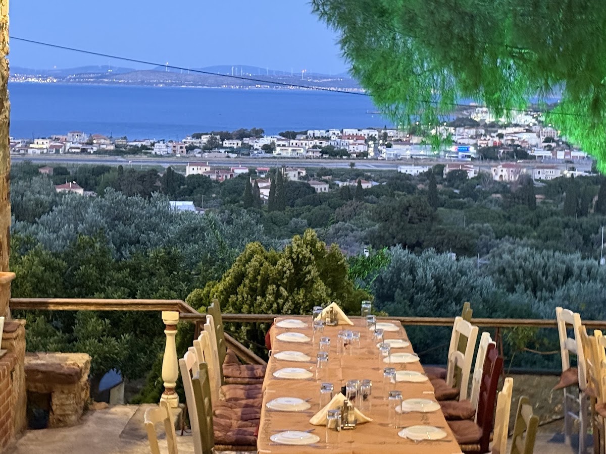 Chios Island — To Apomero — gallery