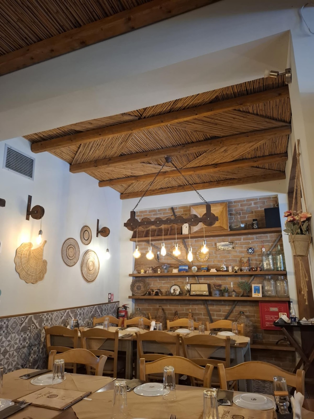 Chios Island — Pyxari Komi Chios — gallery