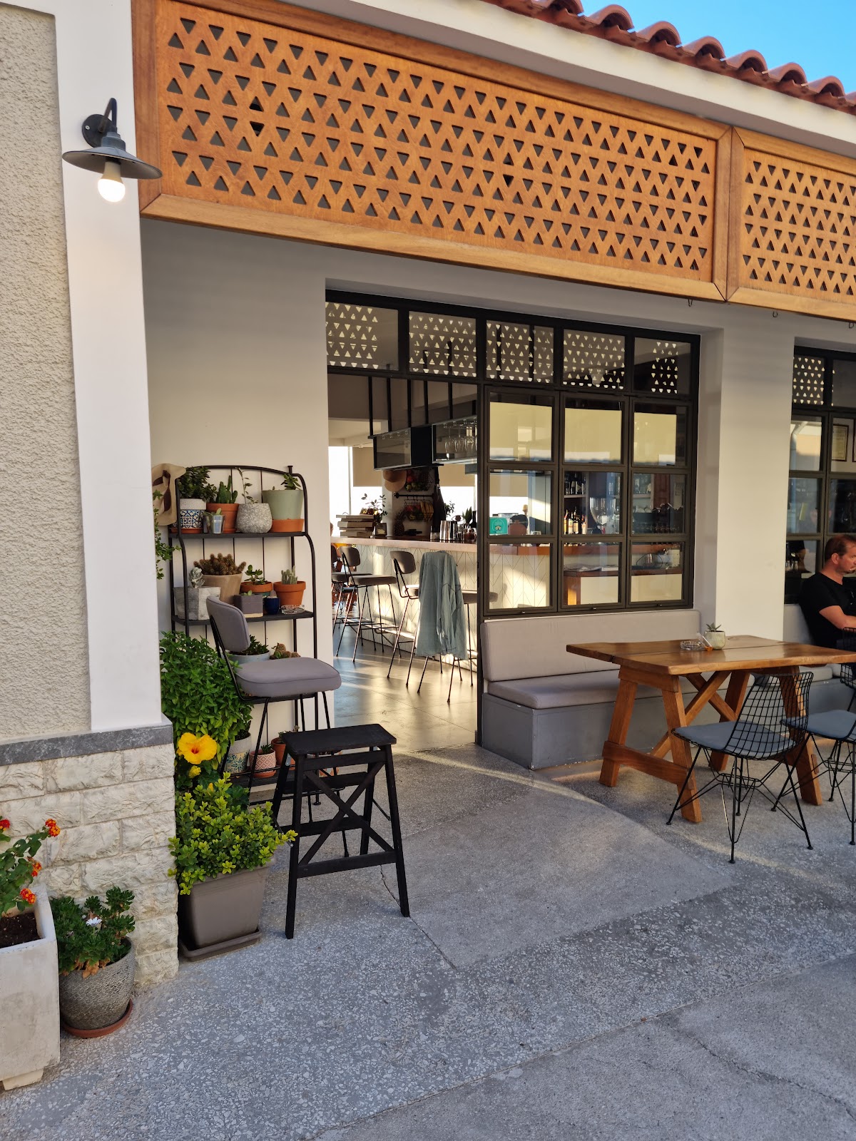 Samos — Orizontas — galeri