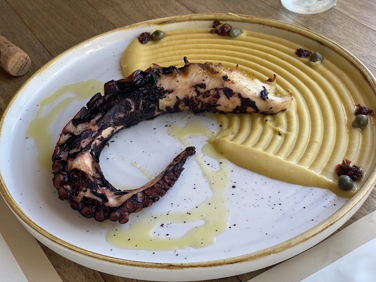 Santorini — Tholoto Brunch Restaurant — galeri