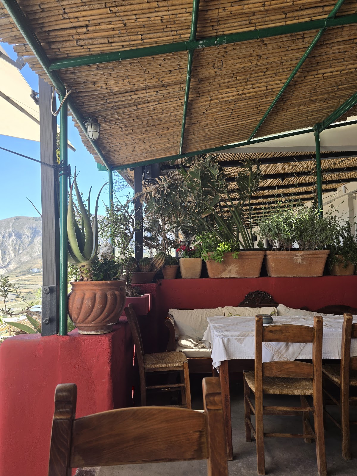 Santorini — Metaxi Mas — gallery