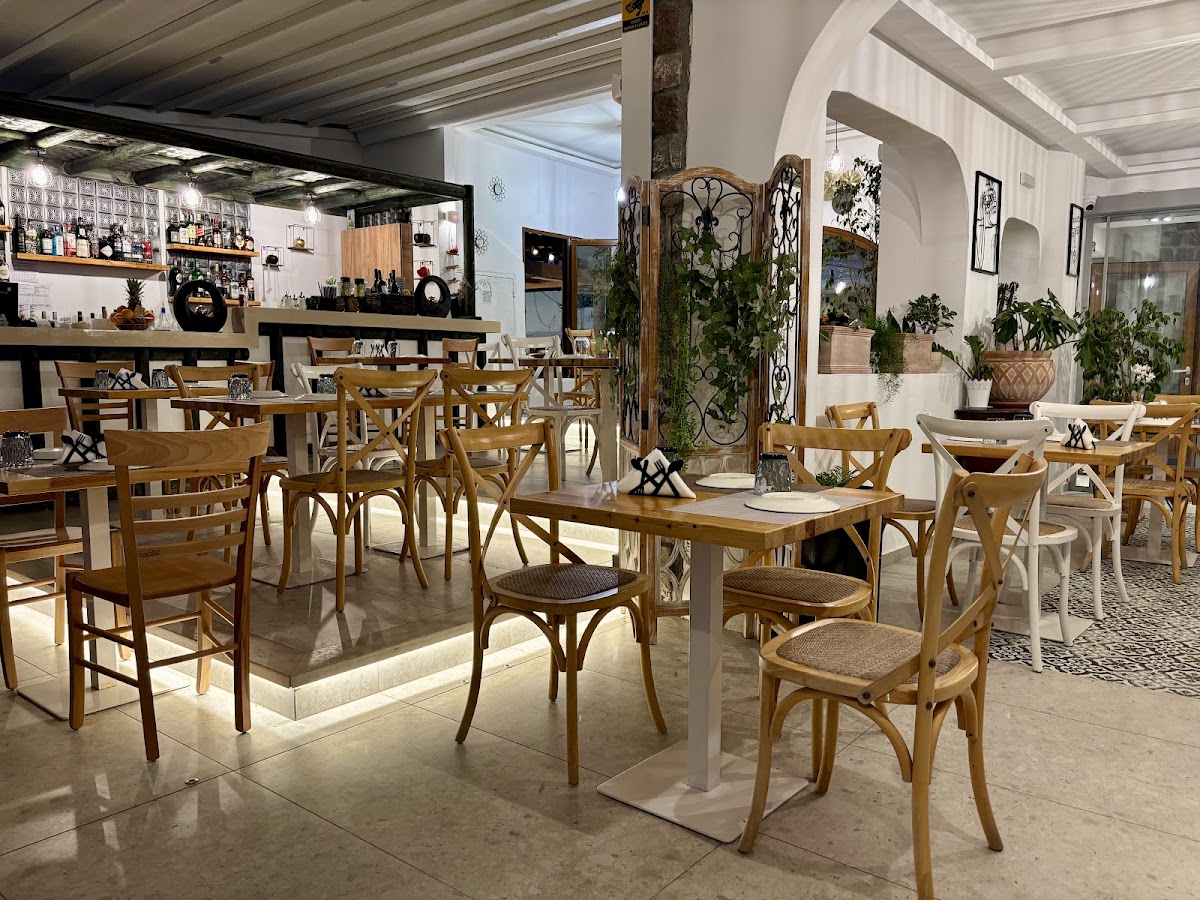 Santorini — Osmo Restaurant Fira Firostefani Thira Santorini — galeri