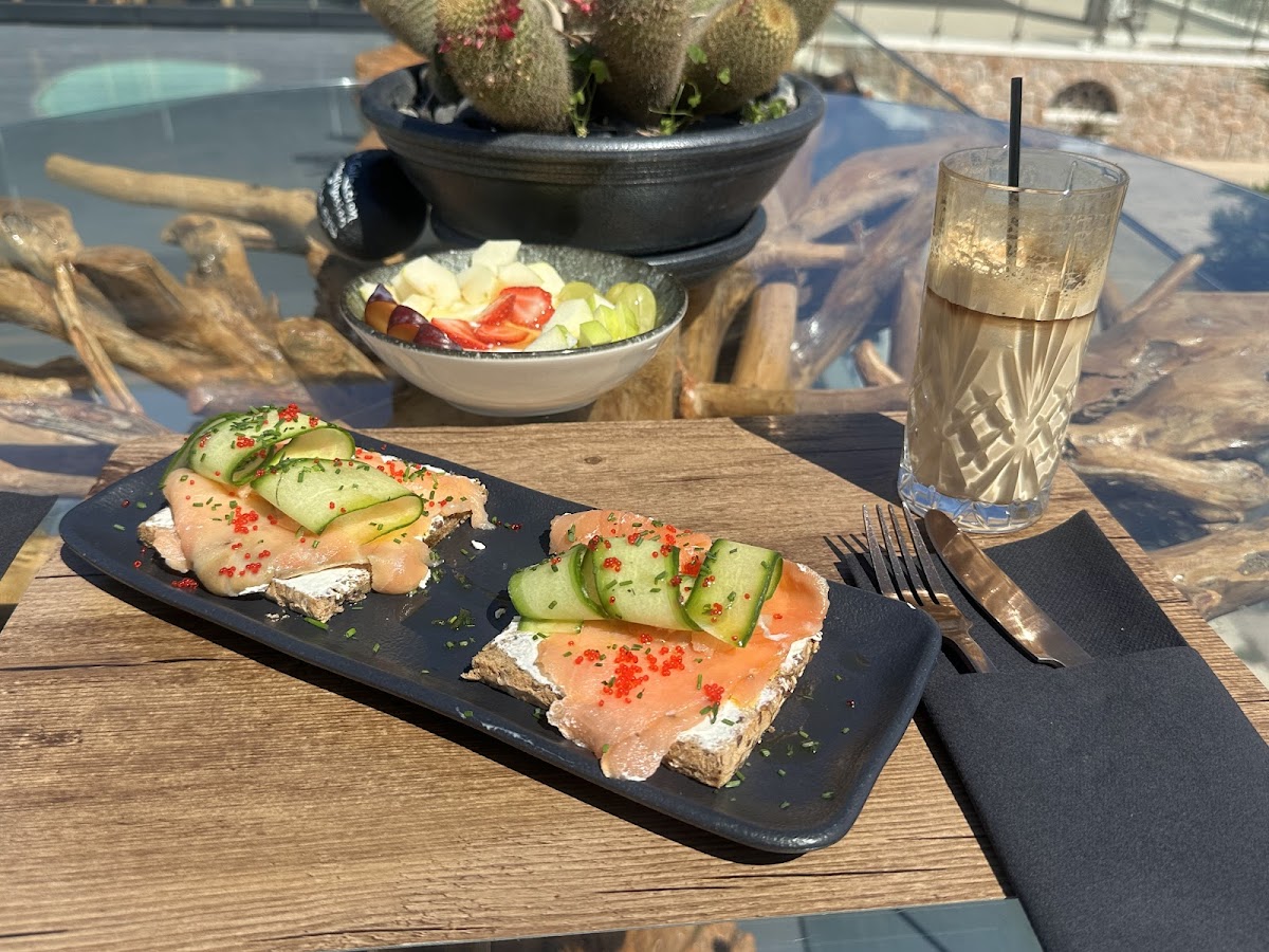 Santorini — Katsaboo Bar Restaurant — galeri