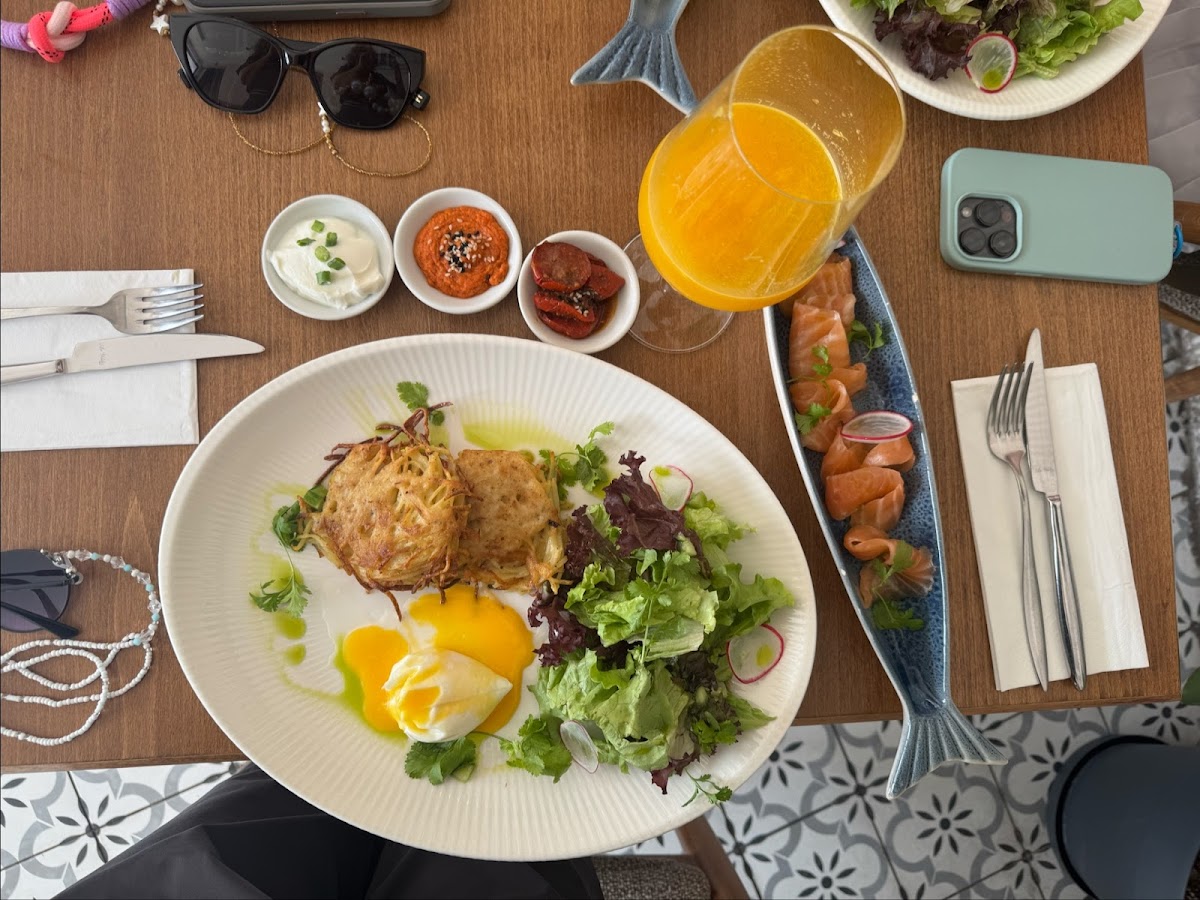 Fethiye — Nomades Cafe Restaurant — gallery