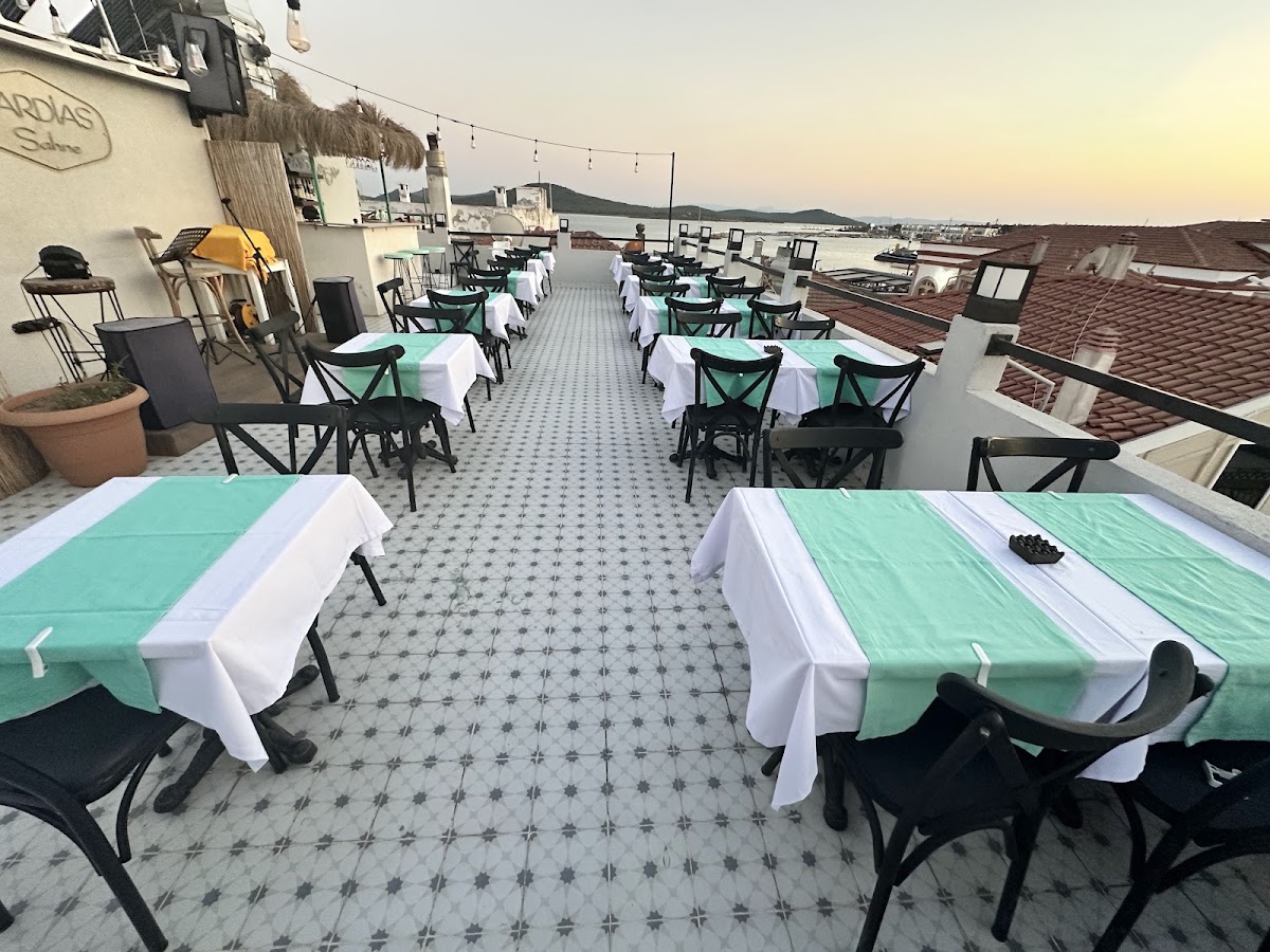 Cunda — Cunda Kardias Otel Restaurant — galeri