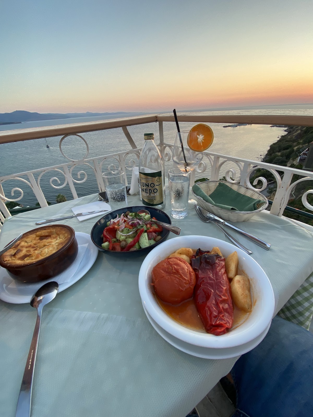 Lesvos — Gatos Restaurant — gallery