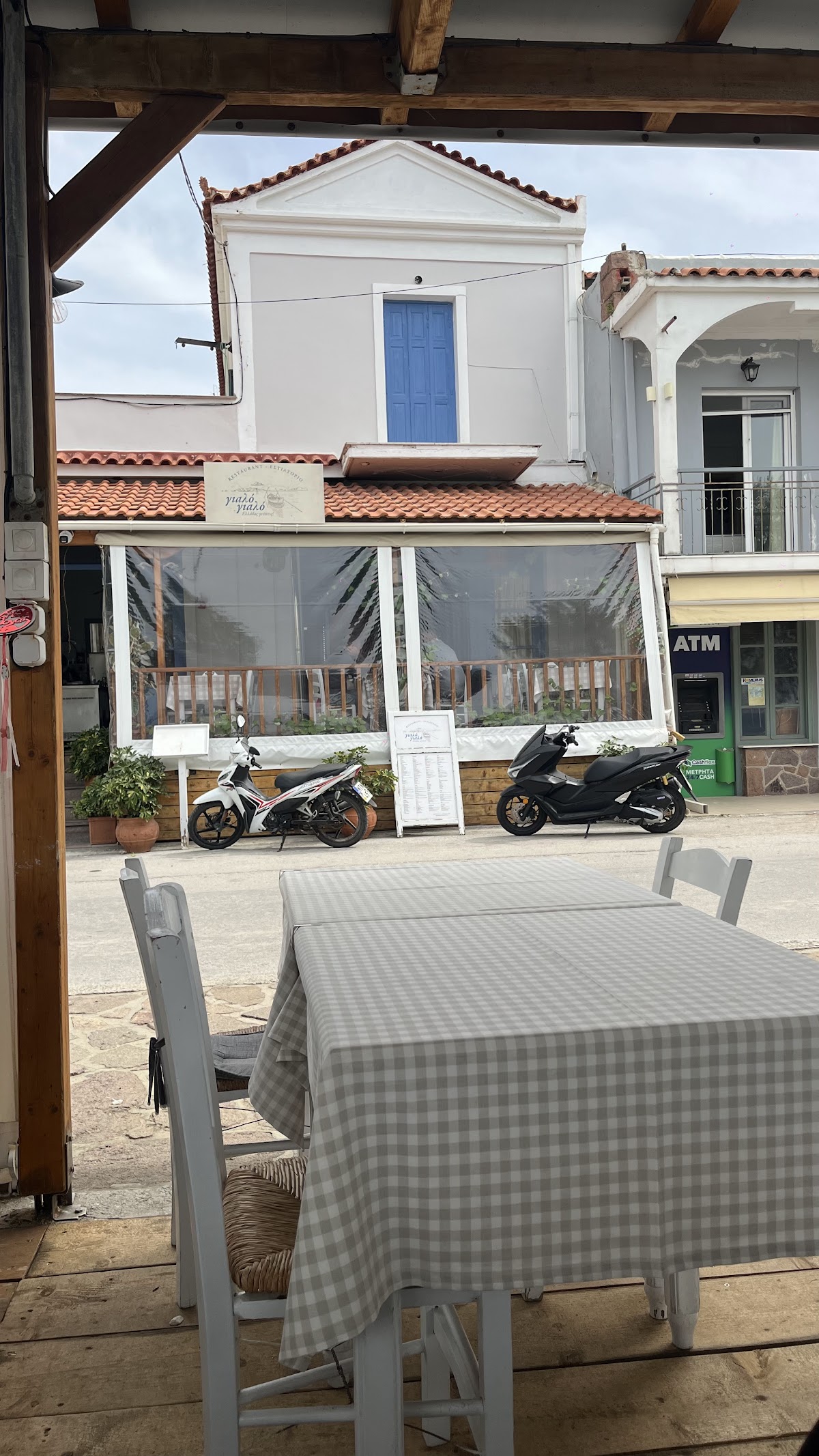 Lesvos — Yalo Yalo — gallery