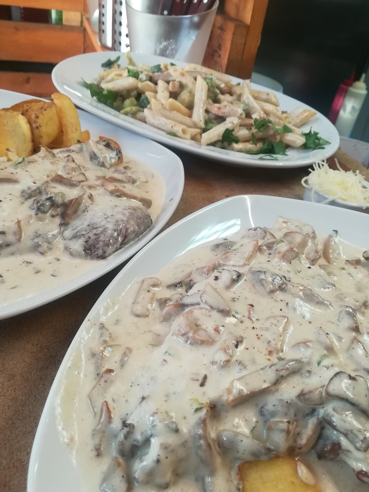 Lesvos — Oliva Restaurant — gallery