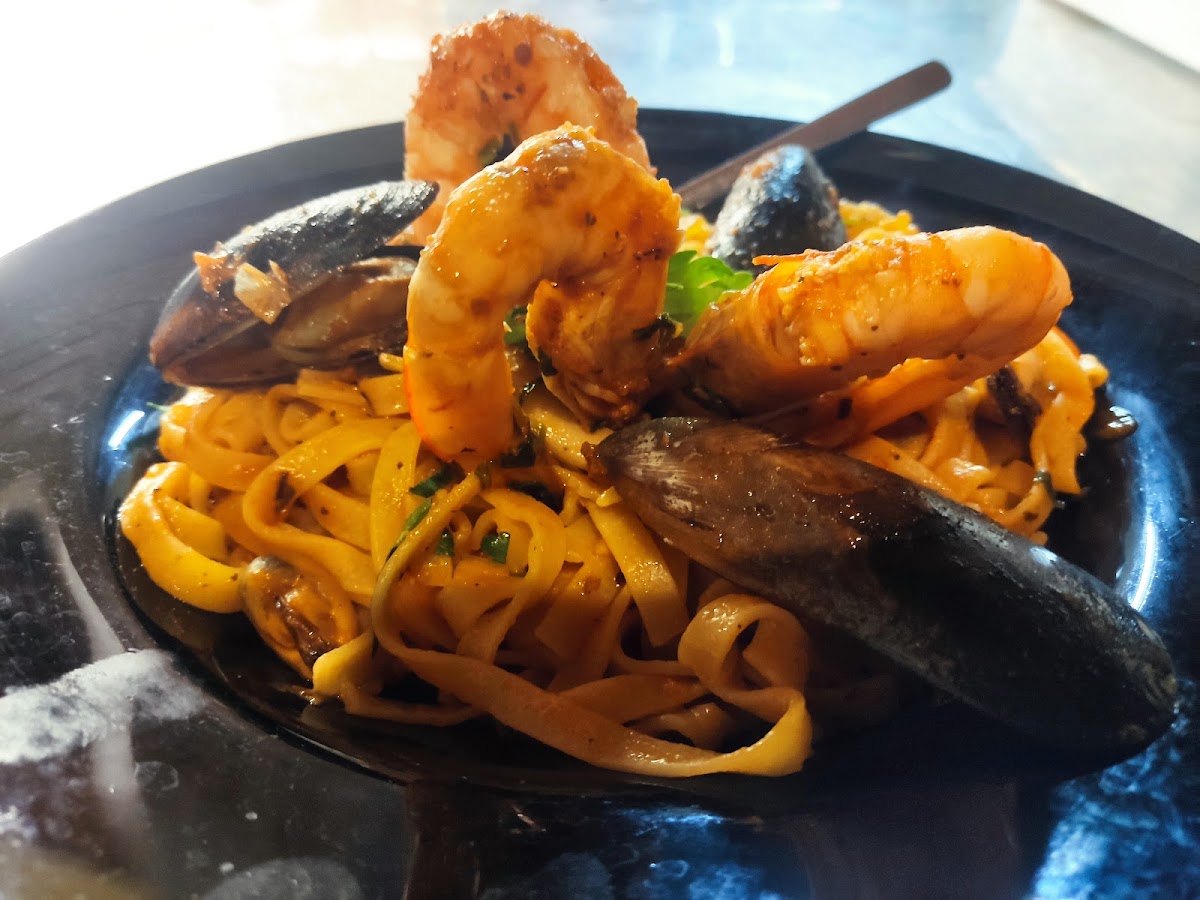 Lesvos — Meltemi Ristorante Pizzeria — gallery