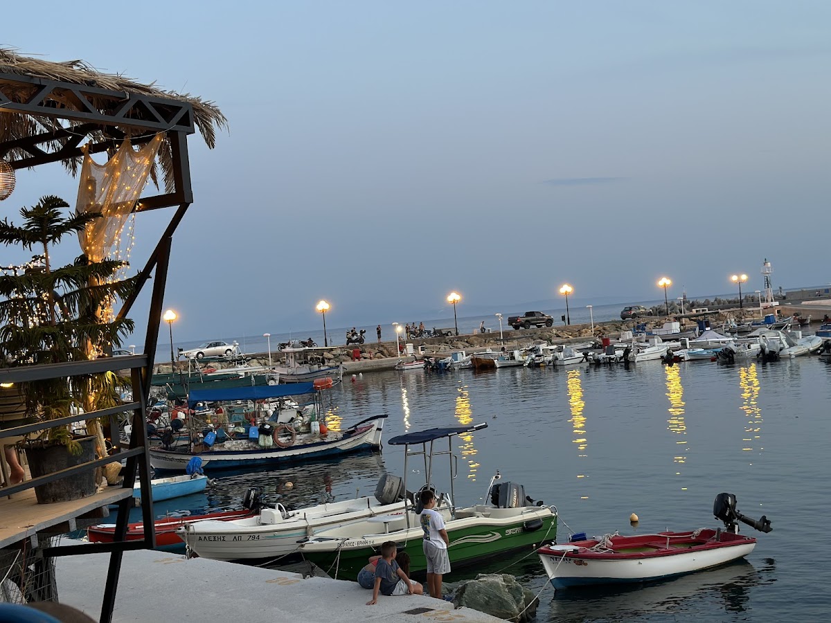 Lesvos — Seven Seas Taverna — gallery