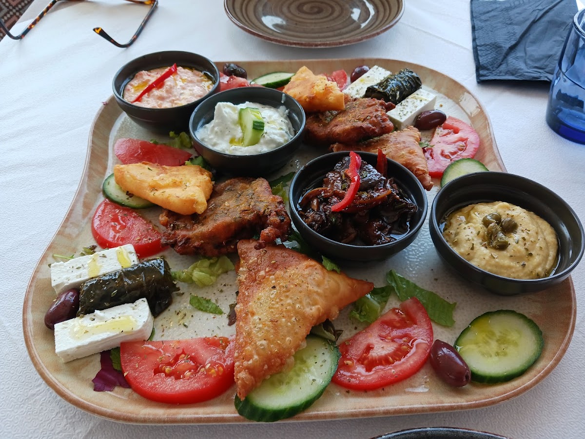 Santorini — Triana Tavern — galeri