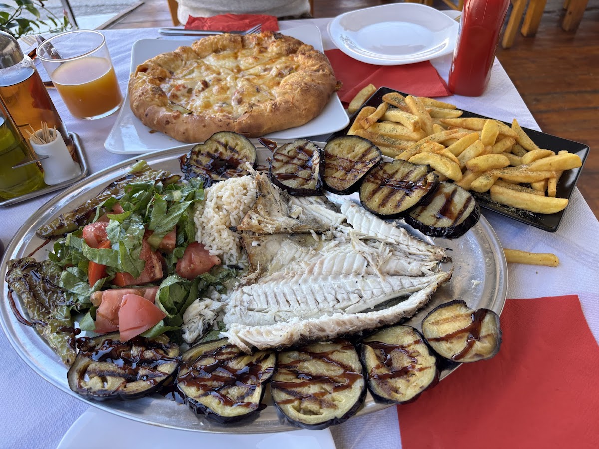 Santorini — Theonis Restaurant — galeri