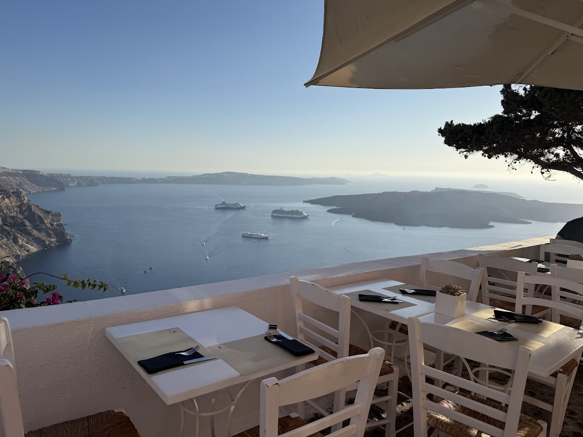 Santorini — Volkan On The Rocks — galeri