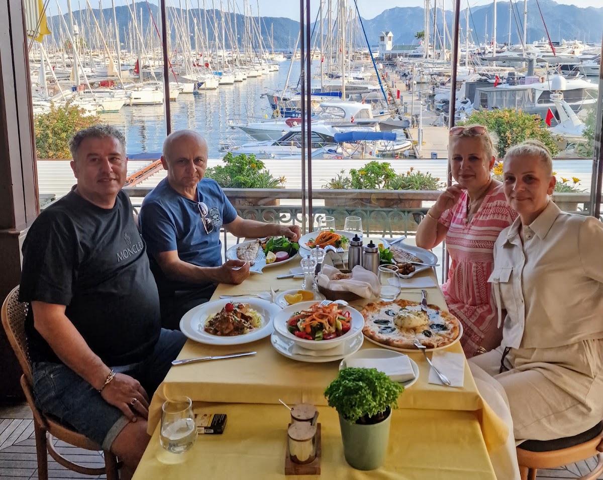 Marmaris — Pineapple Restaurant — gallery