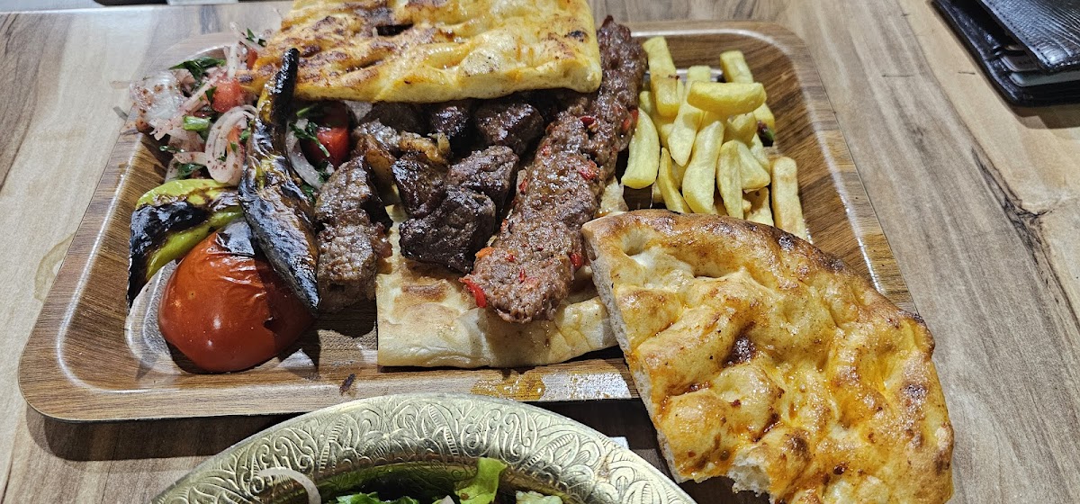 Marmaris — Hasan Usta Kebap Pide Corba Restoranti Marmaris — gallery