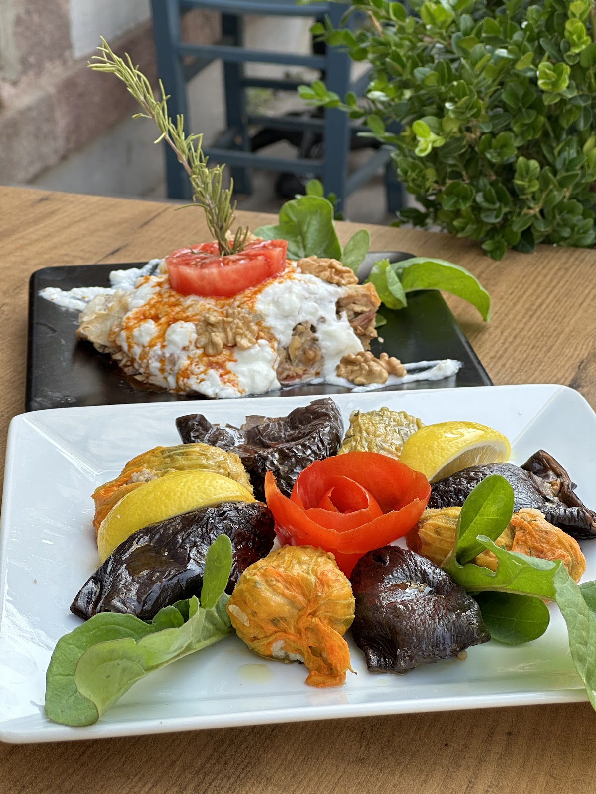 Ayvalık — Passali Mudavim Corba Zeytinyagli Anne Yemekleri — gallery