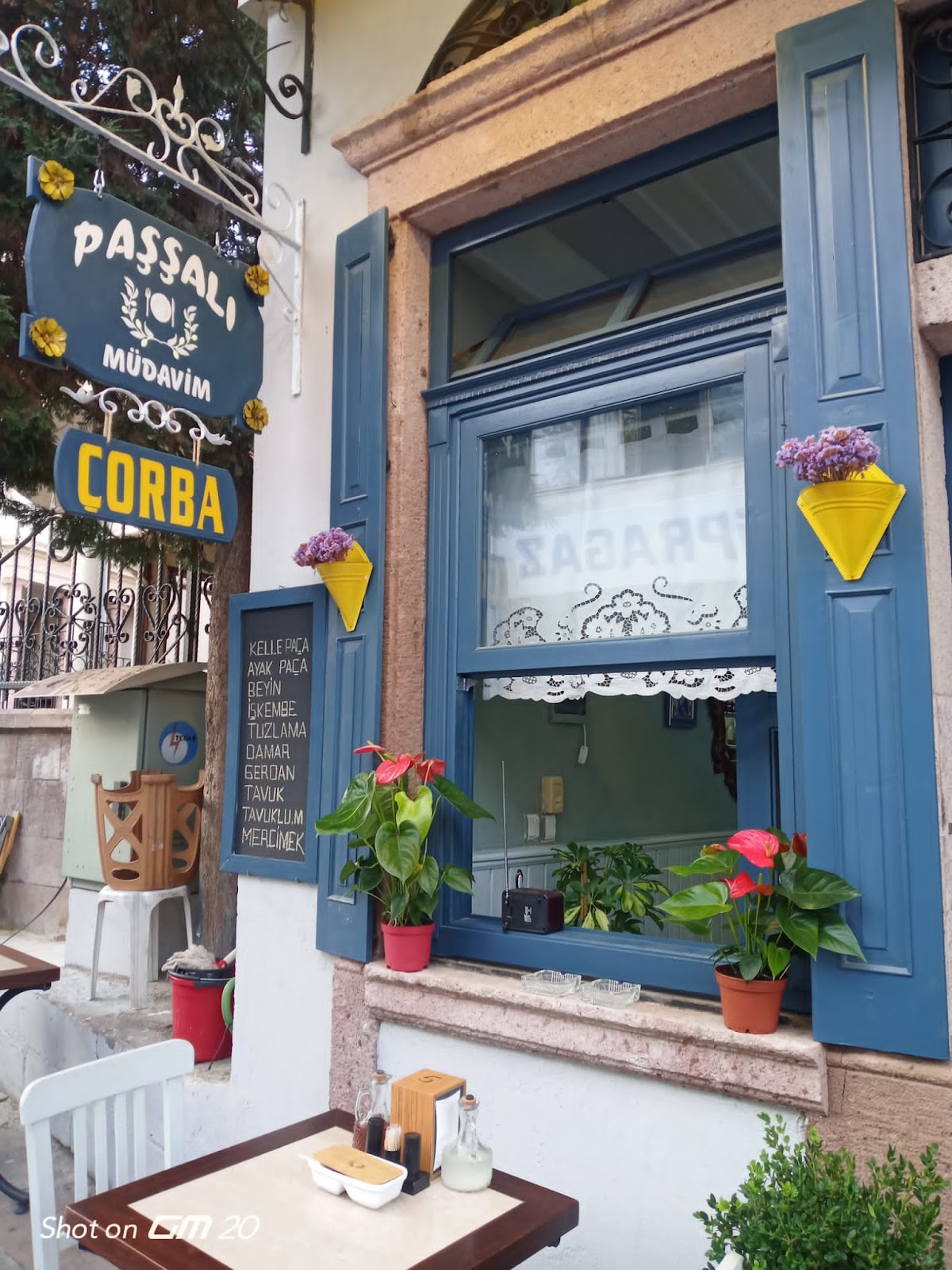 Ayvalık — Passali Mudavim Corba Zeytinyagli Anne Yemekleri — gallery