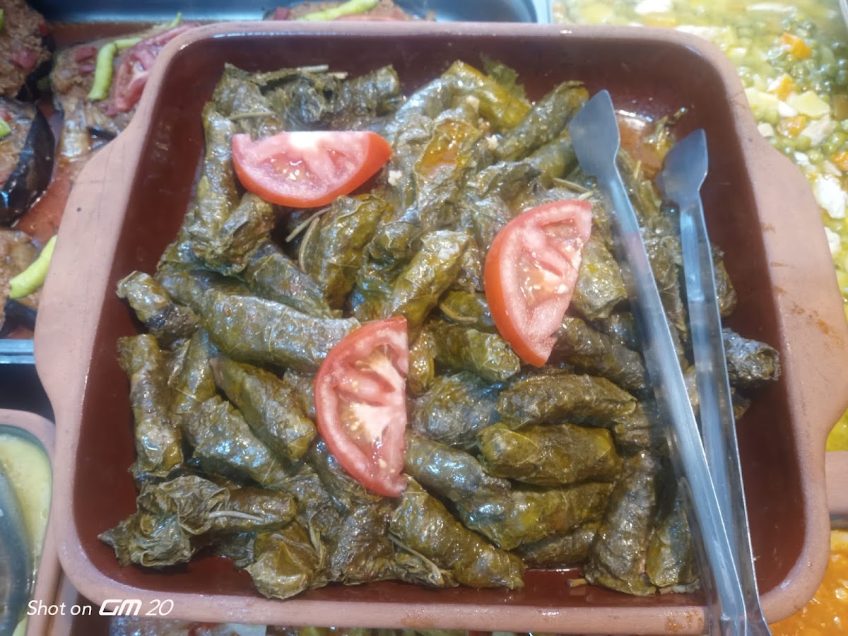 Ayvalık — Passali Mudavim Corba Zeytinyagli Anne Yemekleri — gallery