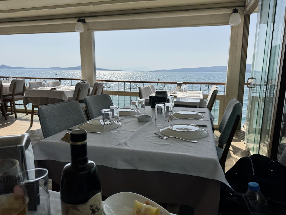Ayvalık — Ayvalik Deniz Yildizi Restoran — gallery